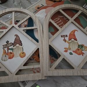 Wooden Fall Gnome Wall Decor